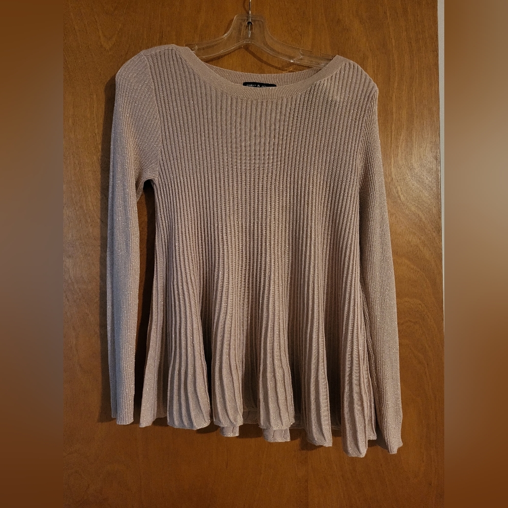 Lovely Cable & Guage Gold Sparkle Acordion Sweater Sz M